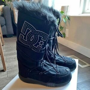 Brand New In Box DC Chalet Winter Boots Size 10